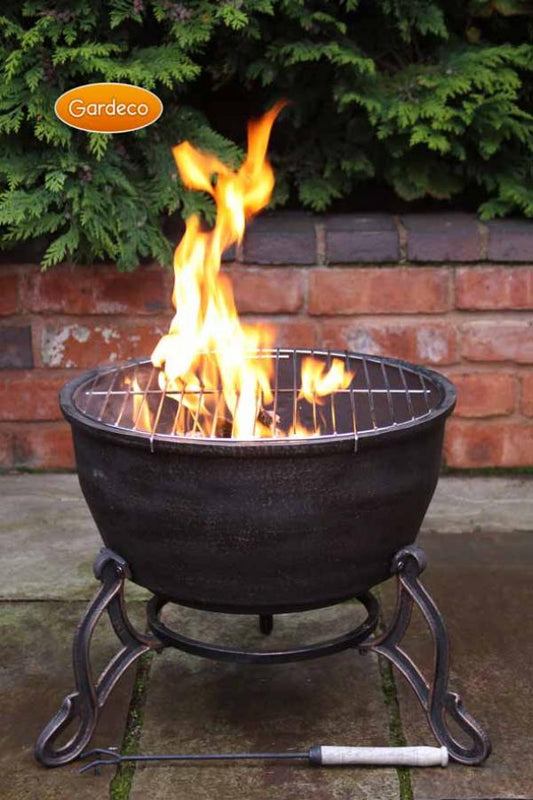 Elidir Cast Iron Firepit including BBQ Grill